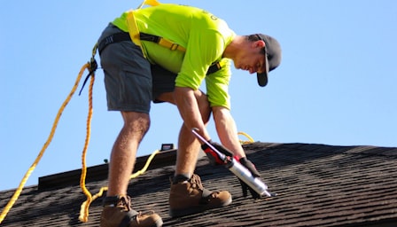 How To Install Roof Shingles Excellent Laborer